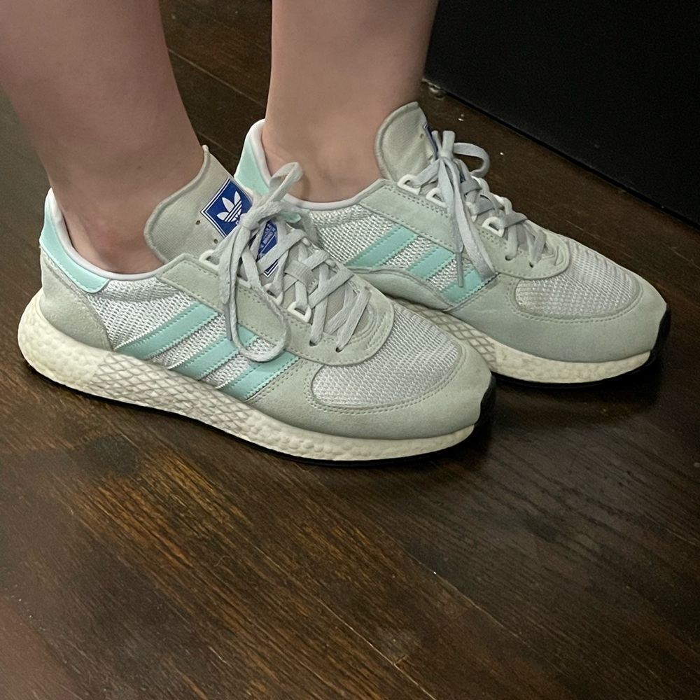 Adidas Retro Sneakers 8.5